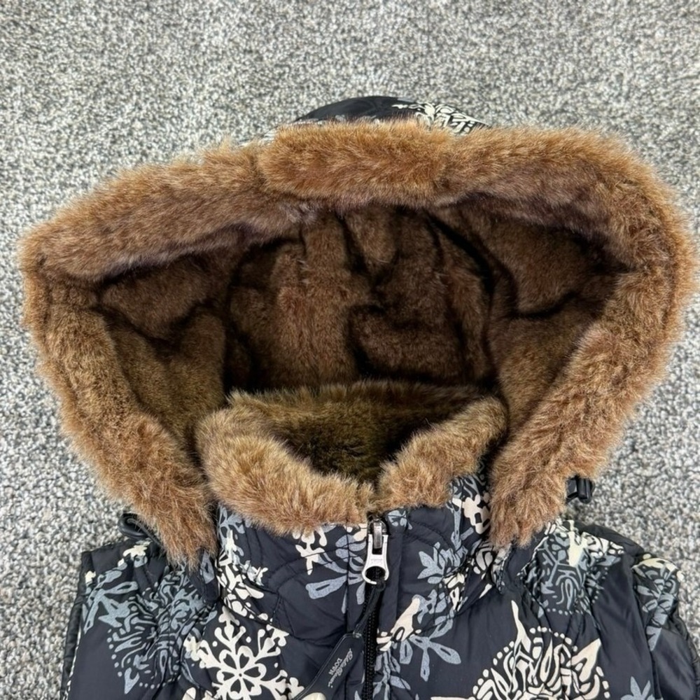 Eddie Bauer Down Puffer Vest Womens Small Navy Snowflake Print‎ Faux Fur Hood - Picture 4 of 16